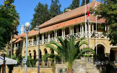 Atrakcje, Wycieczka Nikozja stolica dwóch Cyprów z Limassol