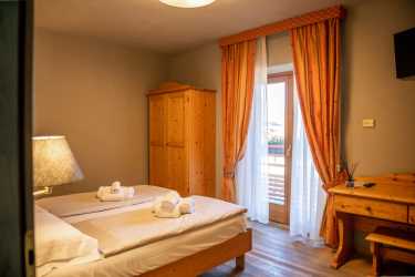 !tr_error=pl->oboz_mlodziezowy_zagraniczny!, Włochy 2025 - Obóz snowboardowy (13-19 lat). Skipass w cenie !!!